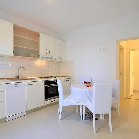 דירה Dinka Milicic *