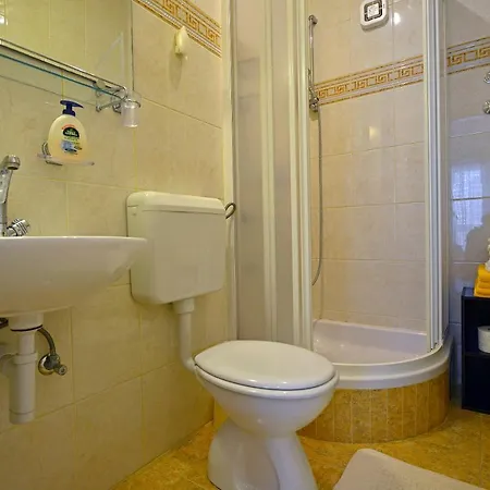 Dinka Milicic דירה *